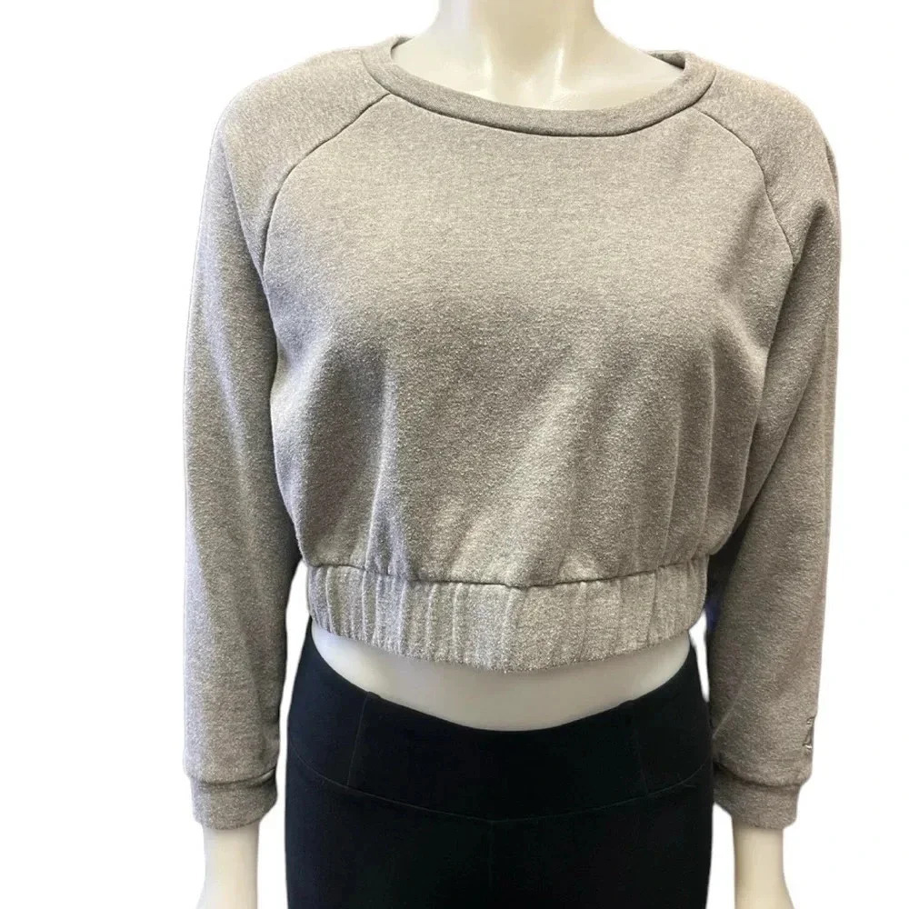 Juicy Couture Grey Cropped Sweater  Size Medium